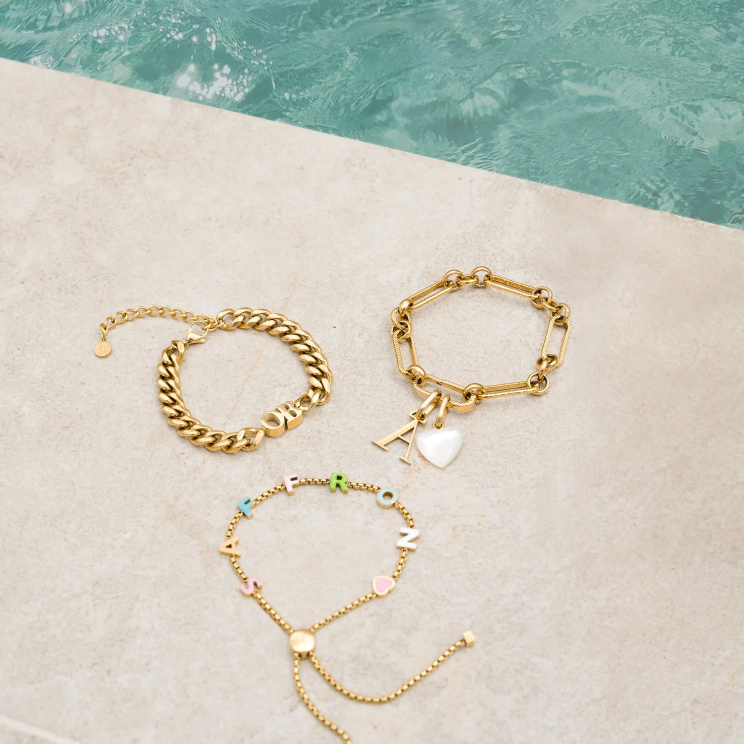 Figaro Chain Bracelet (Gold) - Image 9